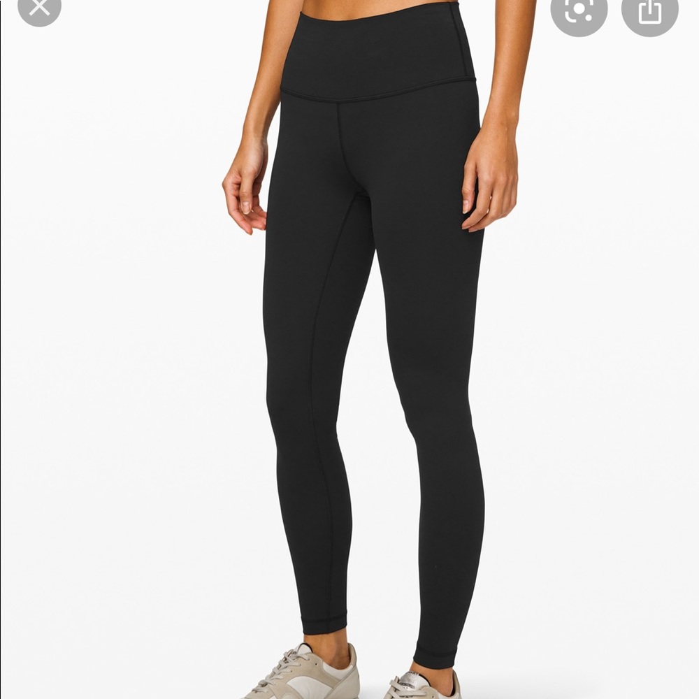 Black wunder under lululemon